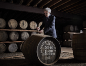 Watch online – A Life In Whisky: The Dennis Malcolm Story